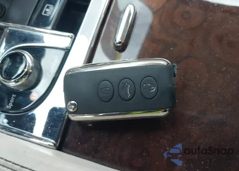 2016 Bentley Mulsanne Speed из США, поврежденный, VIN SCBBG7ZHXGC002338